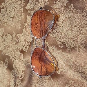 Aviator style glasses